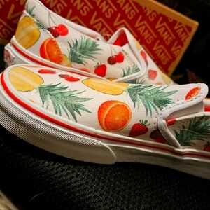 Women's Fruity Vans size 7.5